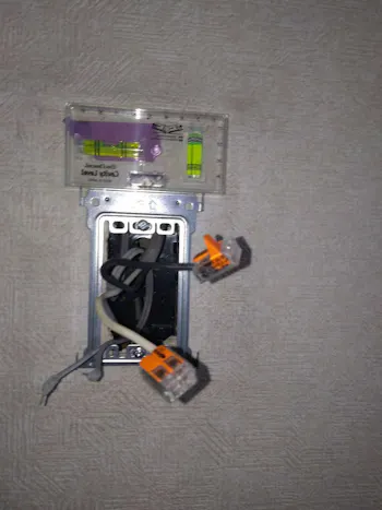 東京都青梅市のお客様のドアホン交換工事　具体的な工事内容5