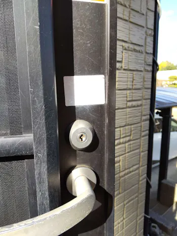 千葉県袖ケ浦市のお客様の玄関錠工事　具体的な工事内容2