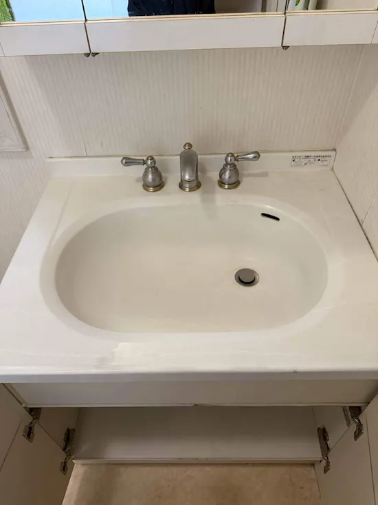 工事前　福島県会津若松市のお客様の洗面化粧台交換工事