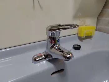 神奈川県相模原市南区のお客様のキッチン水栓工事