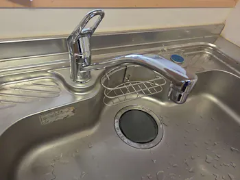 栃木県宇都宮市のお客様のキッチン水栓工事