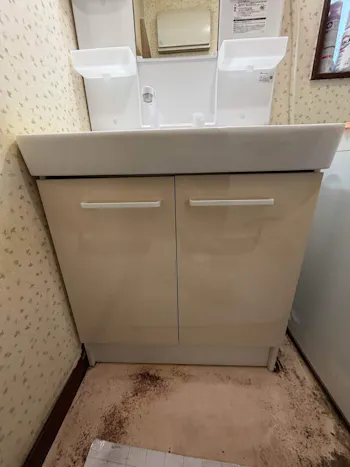 埼玉県桶川市のお客様の洗面化粧台工事　具体的な工事内容1