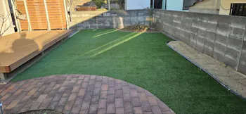 茨城県日立市のお客様の人工芝敷設工事