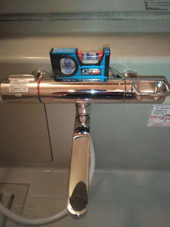 東京都福生市のお客様の浴室混合水栓交換工事