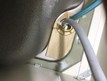 東京都青梅市のお客様のキッチン水栓交換工事　具体的な工事内容2