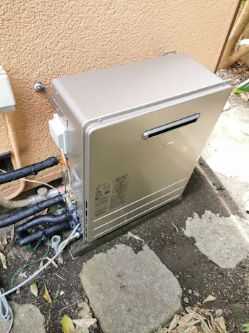 神奈川県茅ヶ崎市のお客様のガス給湯器交換工事