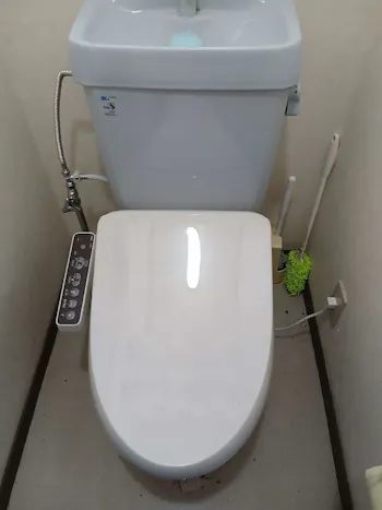 茨城県北茨城市のお客様のトイレ便座交換工事