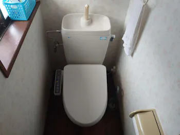 愛知県豊田市のお客様のトイレ便座取替工事