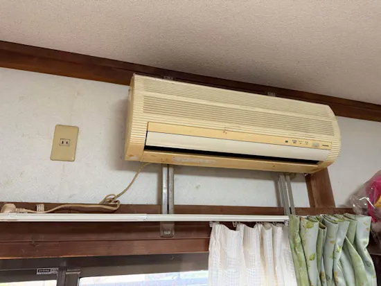 工事前　静岡県富士宮市のお客様のエアコン工事