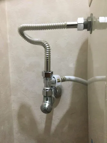 東京都青梅市のお客様の便座交換工事　具体的な工事内容2