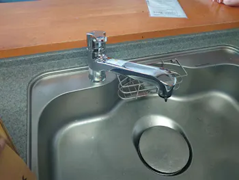 愛知県名古屋市のお客様のキッチン水栓交換工事