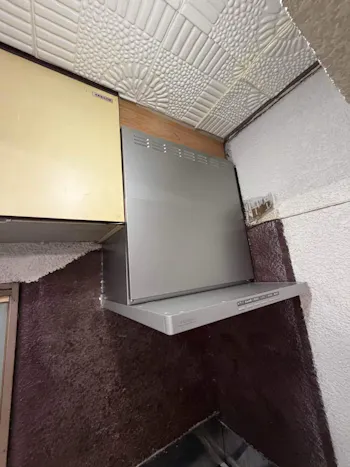 埼玉県東松山市のお客様のレンジフード交換工事