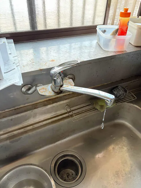 工事前　埼玉県桶川市のお客様の水栓工事