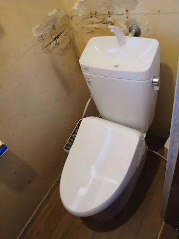 茨城県稲敷郡阿見町のお客様のトイレ工事
