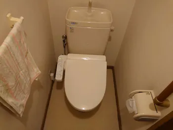 愛知県名古屋市熱田区のお客様の便座交換工事