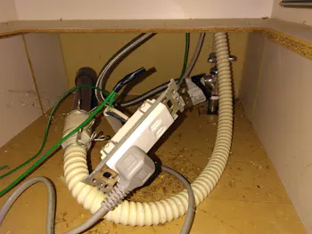 東京都八王子市のお客様の食洗機交換工事　具体的な工事内容2