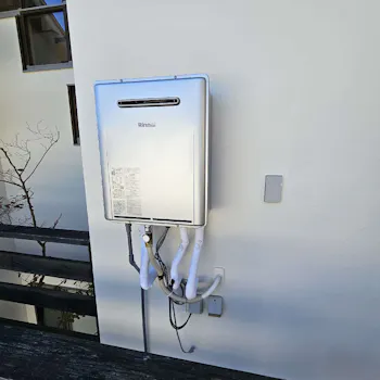 神奈川県逗子市のお客様のガス給湯器交換工事