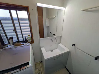 静岡県静岡市のお客様の洗面化粧台交換工事