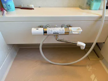 栃木県塩谷郡塩谷町のお客様の浴室壁付けシャワー混合栓交換工事