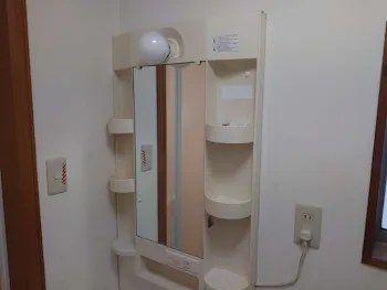 愛知県名古屋市お客様の洗面化粧台交換工事　具体的な工事内容1