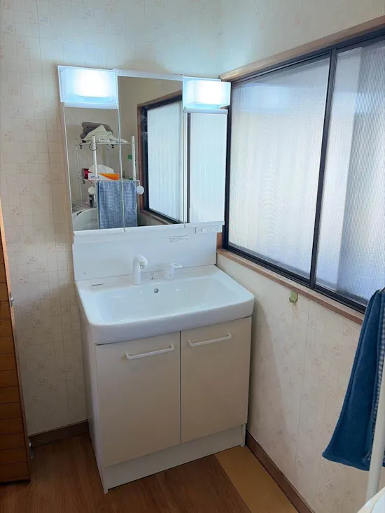 工事後　山梨県南都留郡のお客様の洗面化粧台交換工事