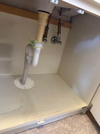 千葉県長生郡白子町のお客様の洗面化粧台工事　具体的な工事内容1