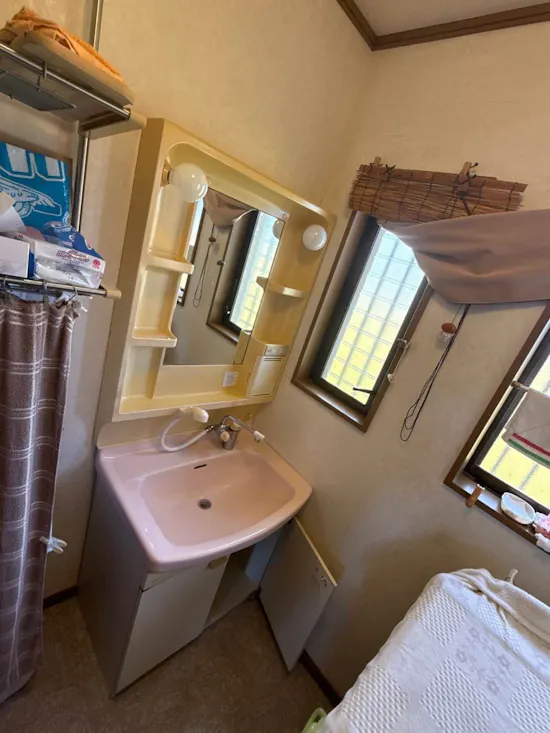 工事前　千葉県長生郡白子町のお客様の洗面化粧台工事