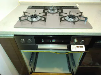 神奈川県大和市のお客様のビルコンロ・レンジフード交換工事　具体的な工事内容1