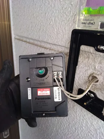 埼玉県入間市のお客様のドアホン交換工事　具体的な工事内容2