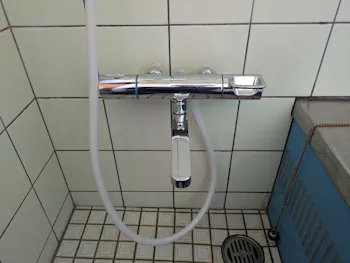 静岡県磐田市のお客様の浴室水栓交換工事