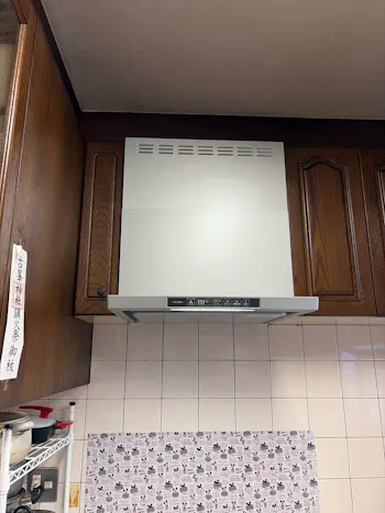 山梨県大月市のお客様のレンジフード交換工事