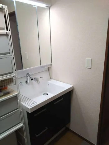 神奈川県相模原市南区のお客様の洗面化粧台工事