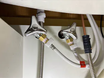 群馬県安中市のお客様の洗面所水栓交換工事　具体的な工事内容3