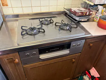 神奈川県相模原市中央区のお客様のコンロ・フード交換工事　具体的な工事内容1