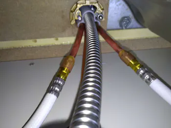 東京都あきる野市のお客様のキッチン水栓工事