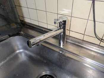 静岡県静岡市駿河区のお客様のキッチン水栓工事