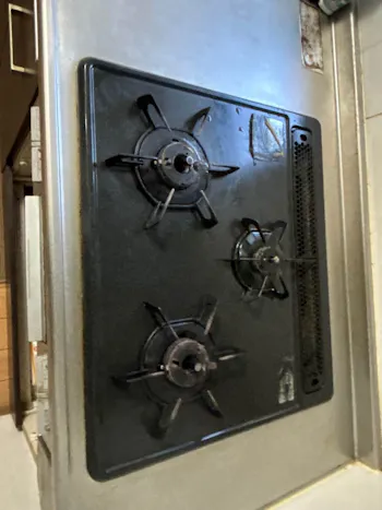 群馬県安中市のお客様のビルトインコンロ交換工事　具体的な工事内容1