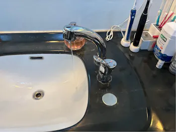 群馬県前橋市のお客様の洗面所水栓交換工事　具体的な工事内容4