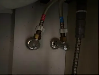 群馬県前橋市のお客様の洗面所水栓交換工事　具体的な工事内容5