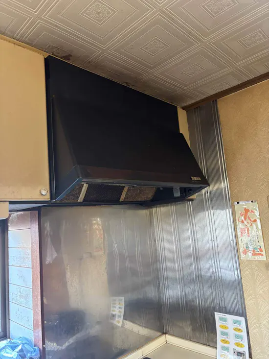 工事前　三重県いなべ市のお客様のレンジフード交換工事