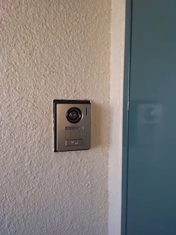 東京都昭島市のお客様のドアホン工事　具体的な工事内容1