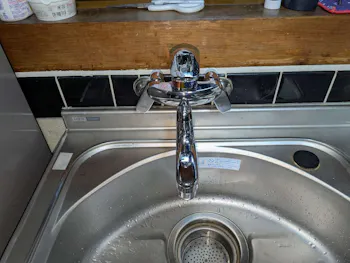 静岡県磐田市のお客様のキッチン水栓工事