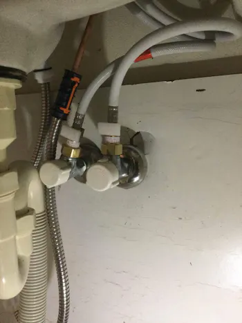 東京都青梅市のお客様の水栓水漏れ工事　具体的な工事内容2