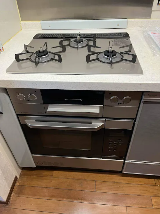 工事後　埼玉県羽生市のお客様のビルコン・レンジフード・ガスオーブン交換工事