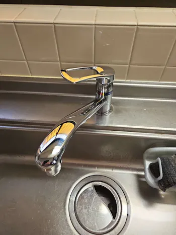 三重県津市のお客様のキッチン水栓交換工事