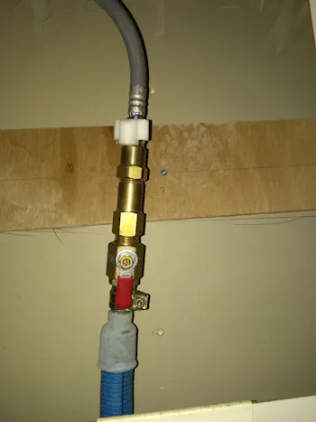 東京都青梅市のお客様のキッチン混合栓交換工事　具体的な工事内容4