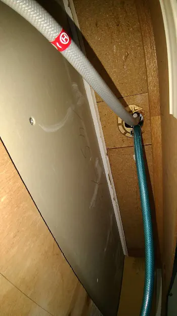 東京都青梅市のお客様のキッチン混合栓交換工事　具体的な工事内容3