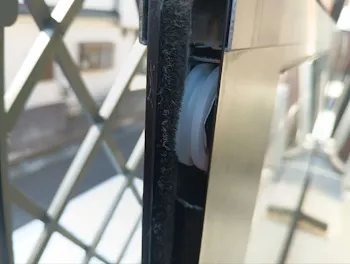 埼玉県さいたま市見沼区のお客様のシャッター・面格子・ルーバー工事　具体的な工事内容1