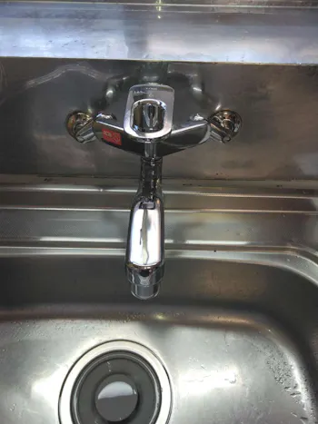 東京都八王子市のお客様のキッチン水栓工事