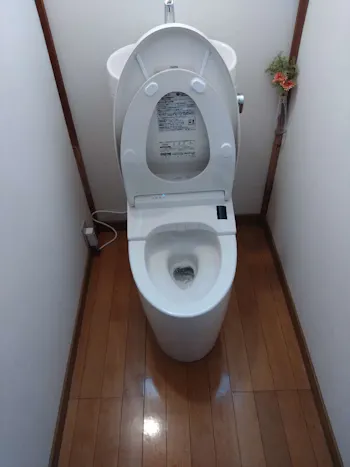 神奈川県横浜市泉区のお客様のトイレ工事